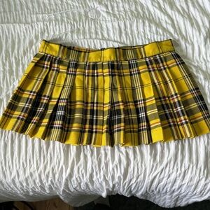 Big Dogs Yellow Pleated Mini Skirt Casual